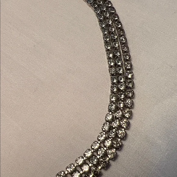 Vintage Rhinestone Necklace - Picture 2 of 8
